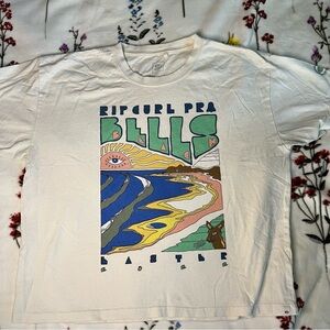 Rip Curl White T-Shirt with Vibrant Graphic